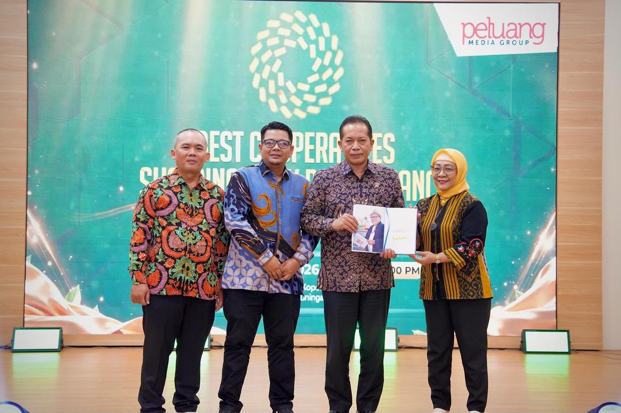 Ferry Juliantono Apresiasi 34 Pemenang Best Cooperatives Sustainability Performance Award 2026 1 edc15d69 e055 4bd7 9f13 f1d3bfe60b2c