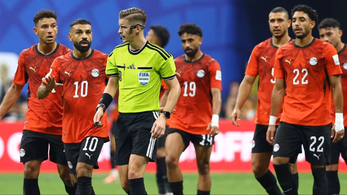 Piala Dunia 2026: Argentina Bangkit Lolos ke Perempat Final di Tengah Kontroversi Wasit 1 mixcollage 07 jul 2026 09 08 pm 5213