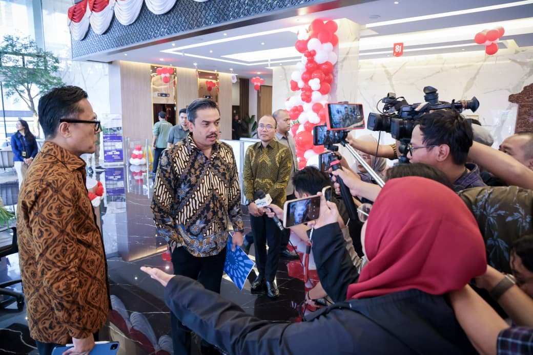 Maman Abdurrahman Akui Bunga PNM Mekaar Turun Jadi 8 Persen Mulai September 1 196bac5b 5eb9 4646 a6c0 4c6f1d12ac3f