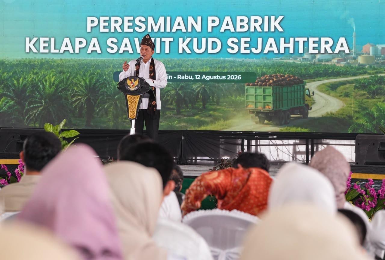 Ferry Juliantono Resmikan Pabrik CPO KUD Sejahtera Di Musi Banyuasin 3 36cba5c6 204d 424c 9277 3efa02791f04