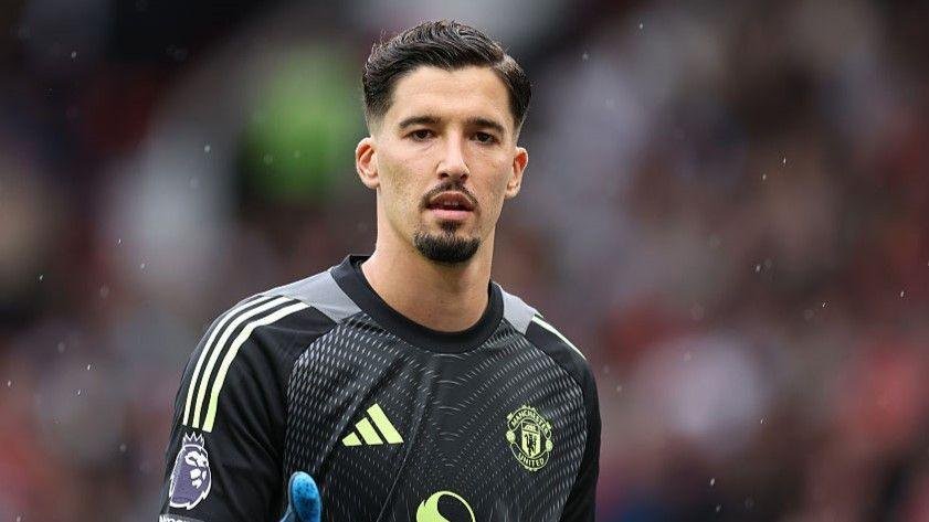 Manchester United Buat Klausul Khusus dalam Peminjaman Altay Bayindir ke Celta Vigo 1 503ed760 8fdf 11f0 9cf6 cbf3e73ce2b9