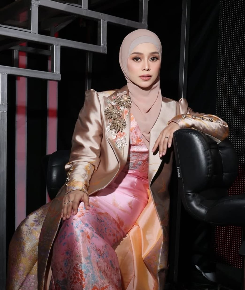 Lesti Kejora dan Asila Maisa Dicecar 25 Pertanyaan di Polda Metro Jaya, Ungkap Fakta di Balik Laporan Rizky Billar 2 5fcfa818 9906 49fe 85bd 3c0365df5d0f