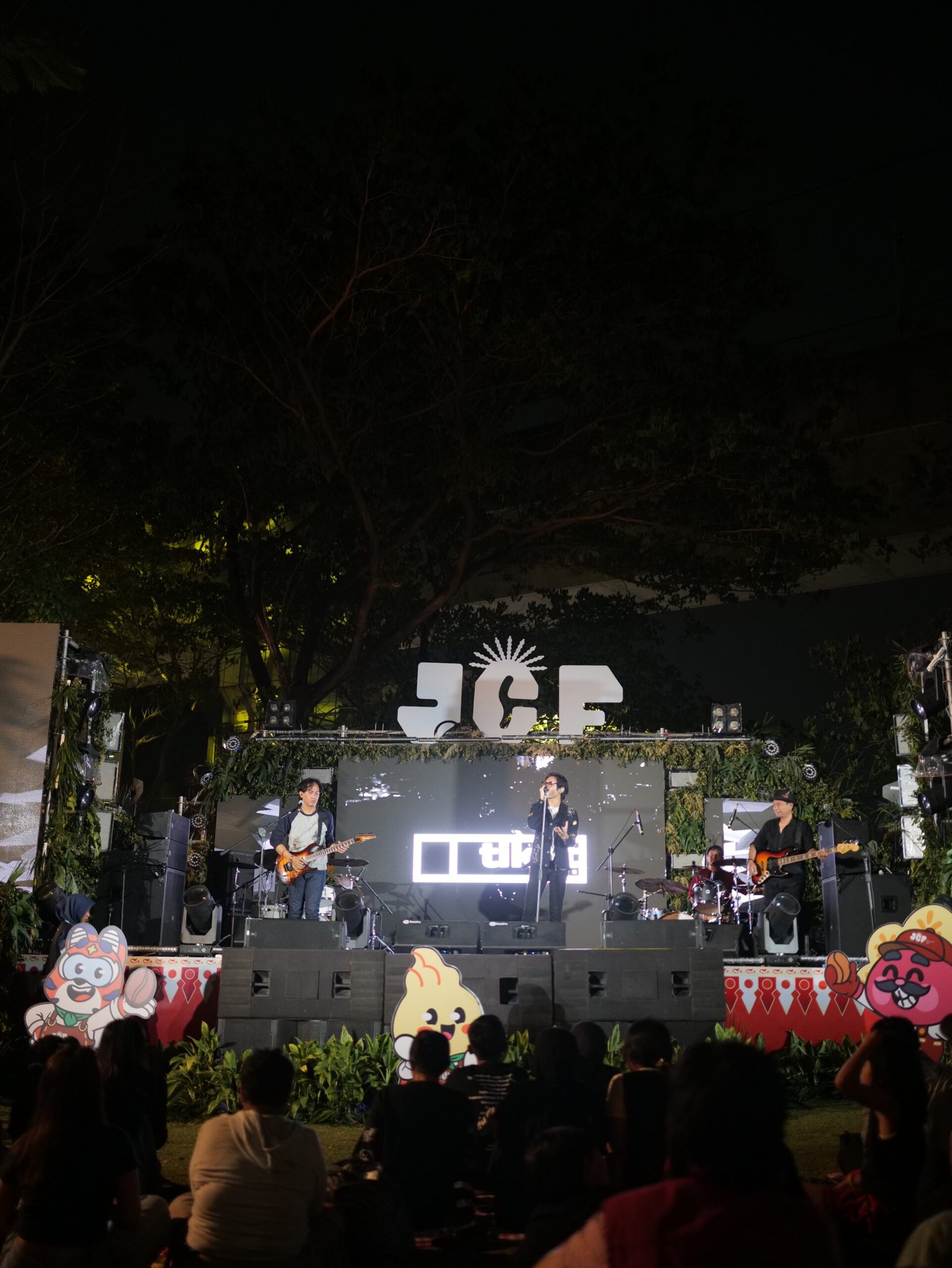 Tiket Tandai Era Baru Perjalanan Musik Band yang Telah Berdiri Sejak Tahun 2000 4 Tiket JCF Vertical1.JPG scaled