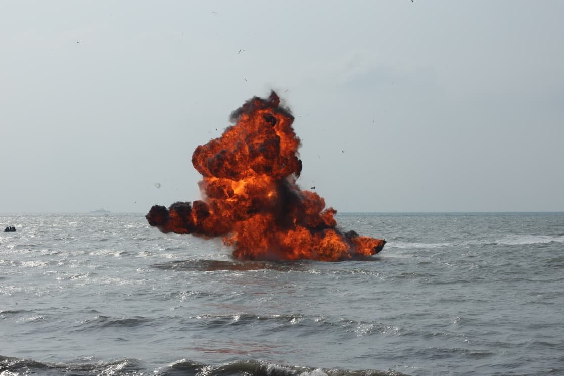 Berkat Widjanarko Dampingi Menhan Sjafrie Tinjau Latihan Operasi TNI Terintegrasi Tahun Anggaran 2026 3 a14f6e01 bd49 4afd 89d7 8ed136983954