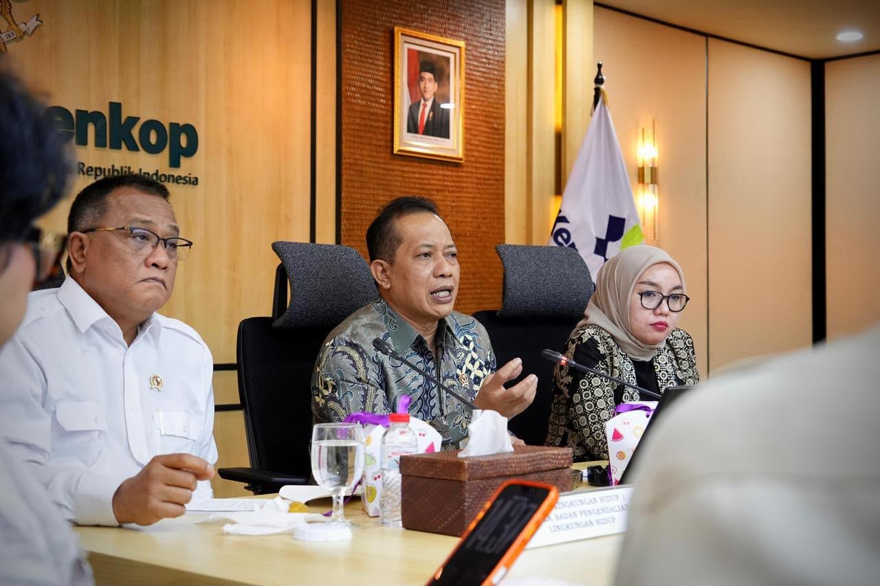 KLH Dorong Koperasi Masuk Pasar Karbon & Ekonomi Sirkular Dapat Dukungan Kemenkop 1 cfcae417 45aa 4f9d b008 8b09b4a9041e