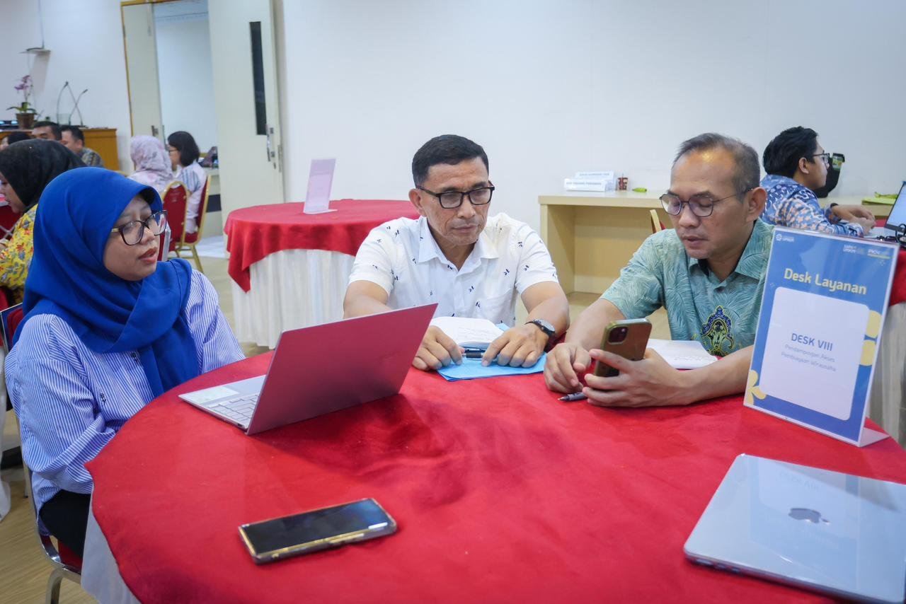 Banpres Pemulihan Usaha Jangkau 38.507 Pengusaha Mikro Terdampak Bencana di Sumbar 2 a9018686 6417 4027 ba29 2a0201f1512a