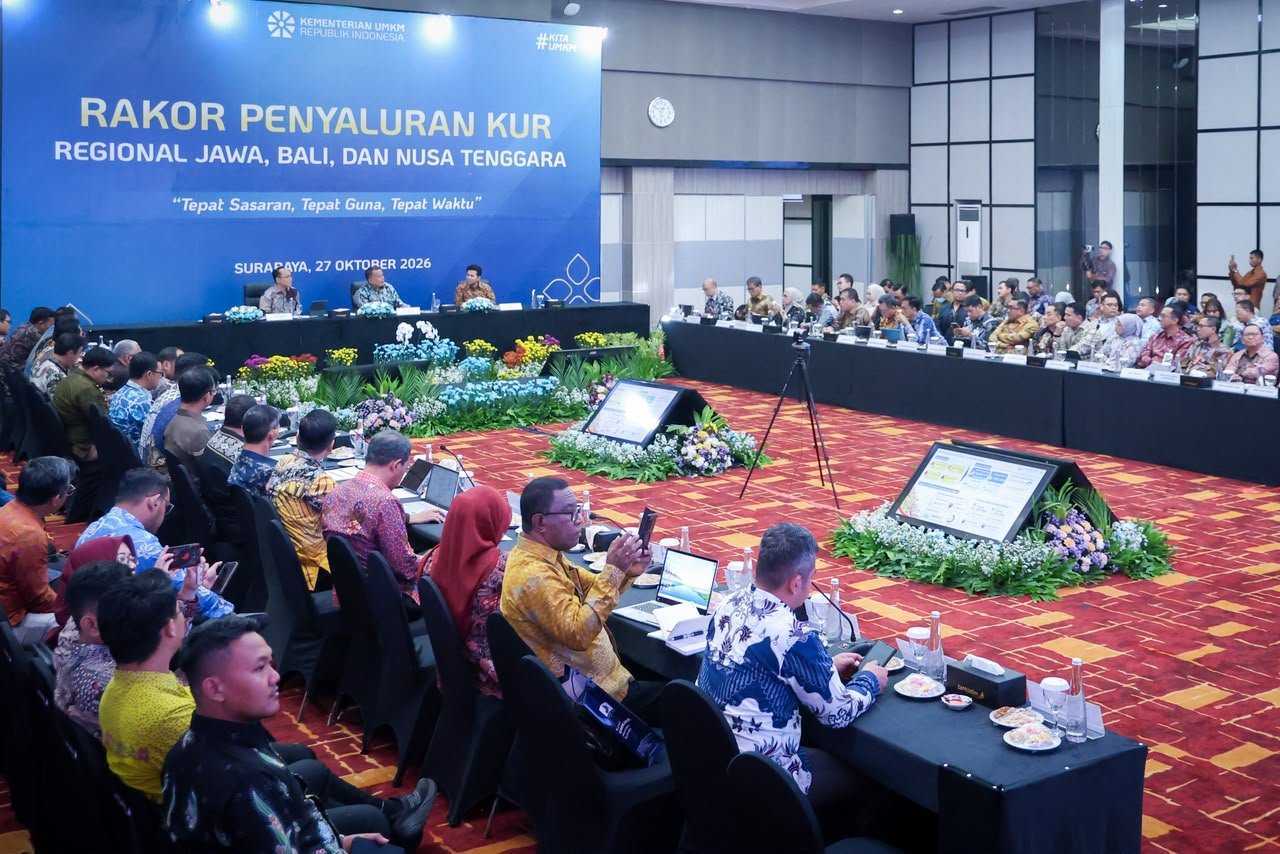 Wamen UMKM Dorong Kualitas Penyaluran KUR di Jawa, Bali, dan Nusa Tenggara Ditingkatkan 1 34bdc89a f1d5 47d7 a510 fea756ec8744