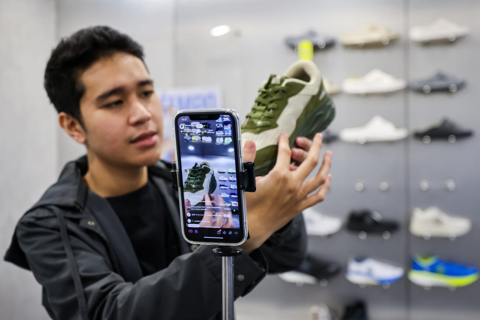 Kementerian UMKM Siapkan Diskon Biaya E-Commerce Minimal 50 Persen bagi Usaha Mikro dan Kecil 2 82b9749d f81d 48a8 8fa0 74a25d253560