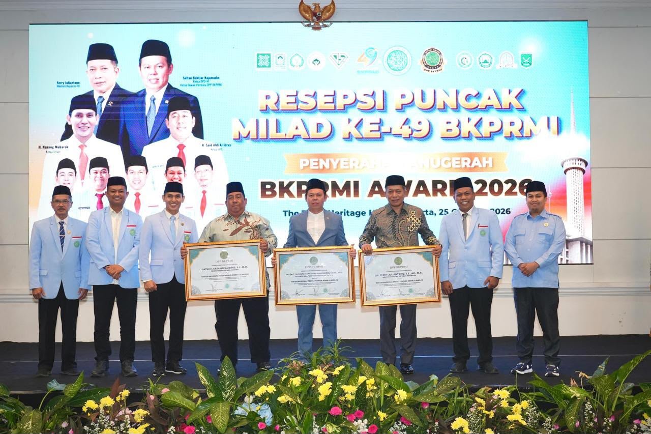 Ferry Juliantono Dorong Koperasi Masjid dan BKPRMI Jadi Penggerak Ekonomi Umat Baru 2 9a20bb27 05a0 42a4 bed9 18f9a58e9de6
