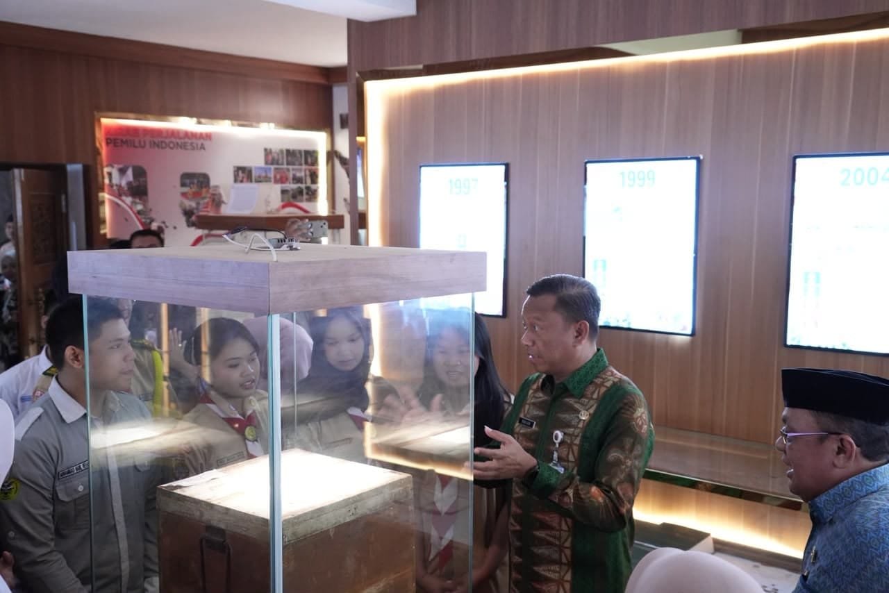 Munjirin Ajak Pelajar Jadi Penggerak Literasi Demokrasi di Sekolah 3 9d1c837b 53c4 4d01 a0f8 3462772776ce