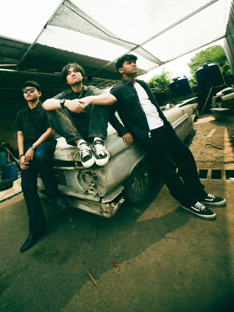 Mudgarden Perkenalkan Diri Lewat Single “Berag”, Bawa Energi Rock dan Filosofi Cinta yang Nyeleneh 3 Mudgarden1