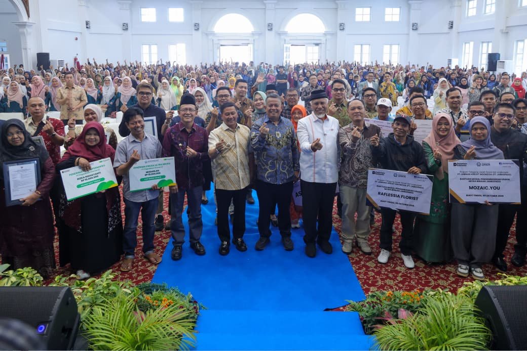 Helvi Moraza: Festival Kemudahan dan Pelindungan Usaha Mikro Targetkan Seribu Pengusaha Mikro di Sumatera Barat Dapat Mengakses Berbagai Layanan 2 d3d55397 845f 4a28 ad54 78dbf52d109c